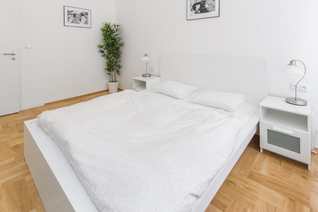 Apartment Jindrisska Prague Exterior photo